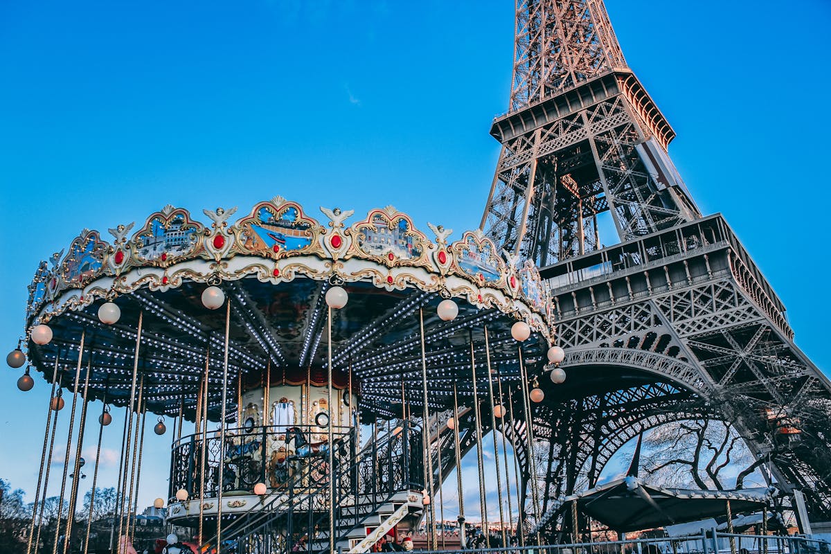 Eiffel Tower - day trips from Paris