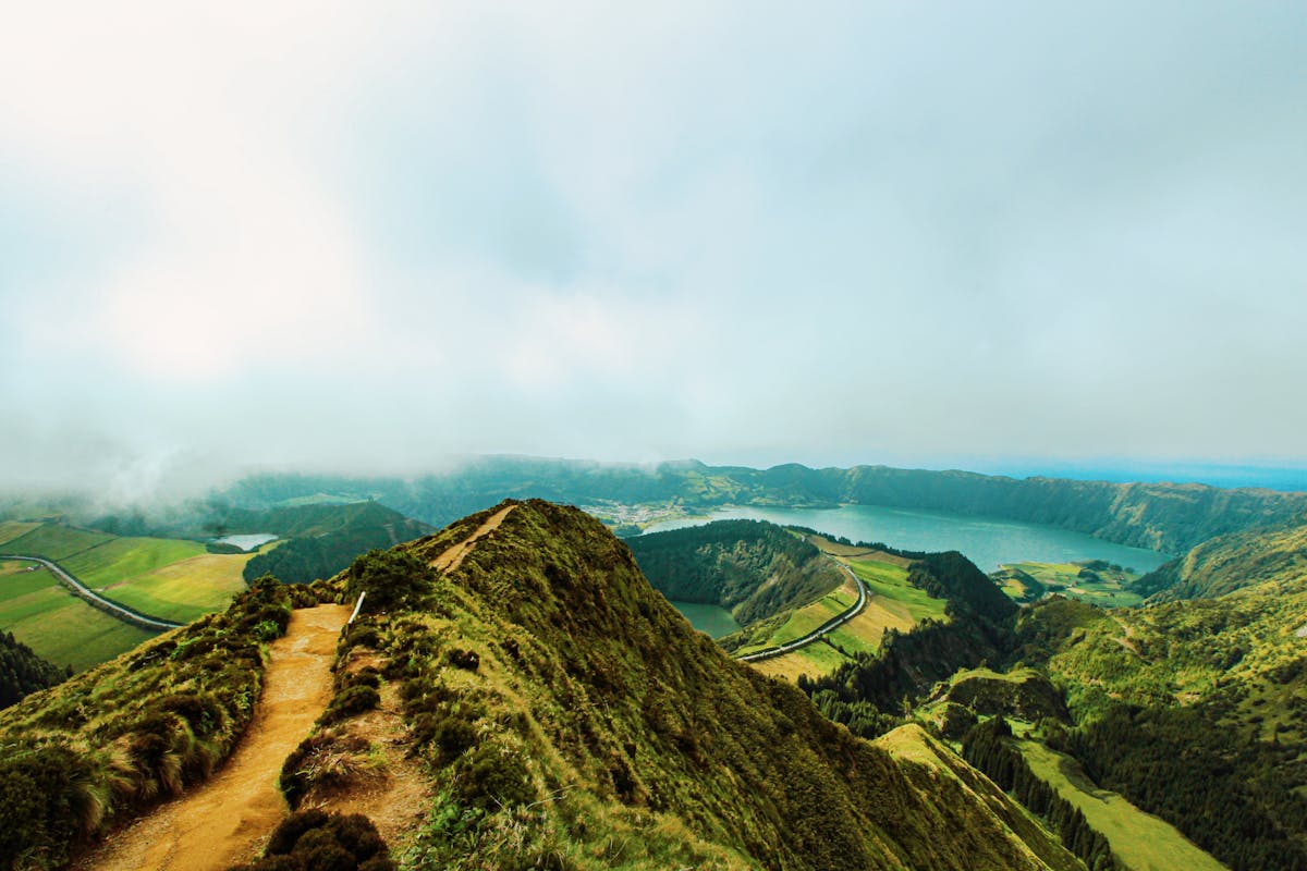 Green Mountains - Azores travel guide